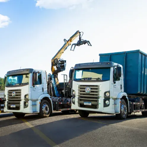 Junpapel collection trucks
